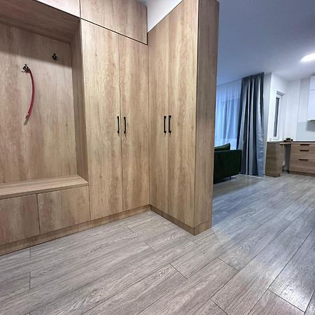 Palas Retreat - Q Residence 이아시 외부 사진