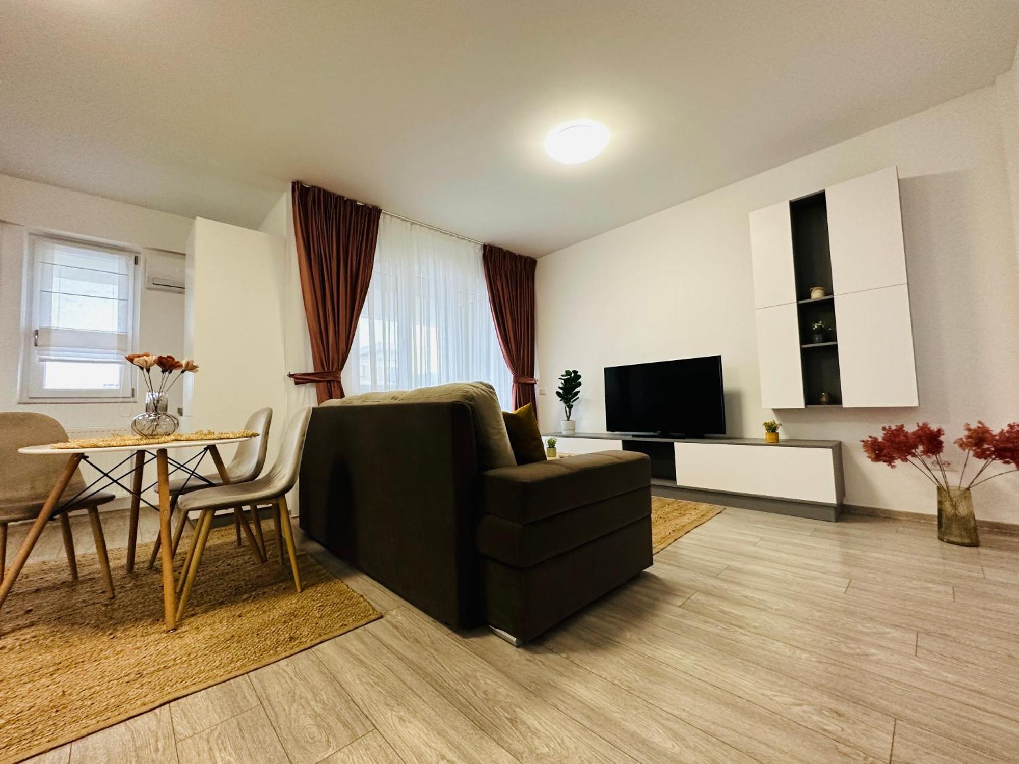 Palas Retreat - Q Residence 이아시 외부 사진